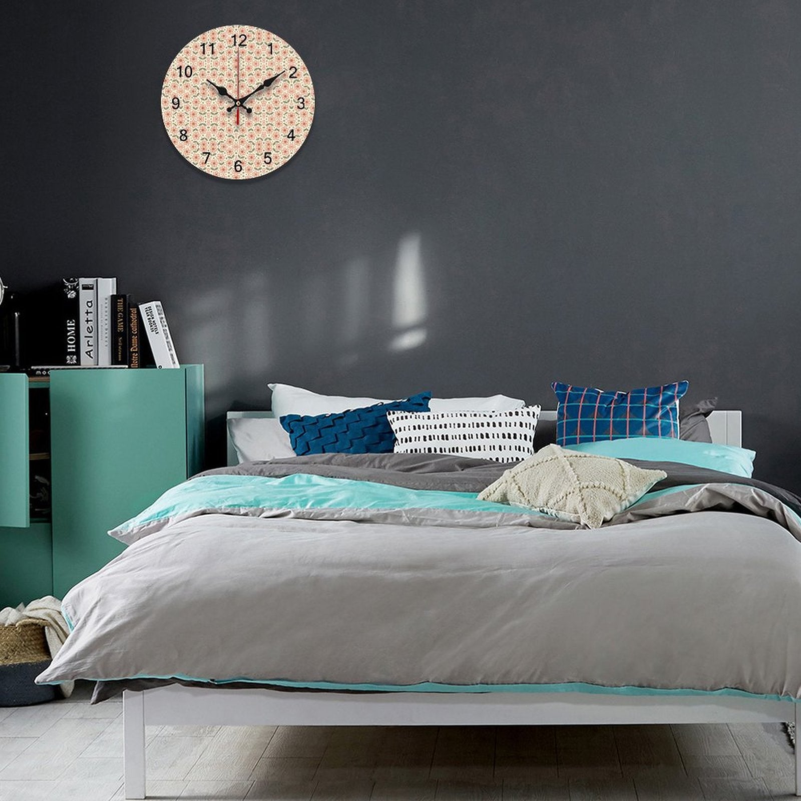 Concise Silent Wooden Wall Clock-9.84"x9.84"/ 25x25cm