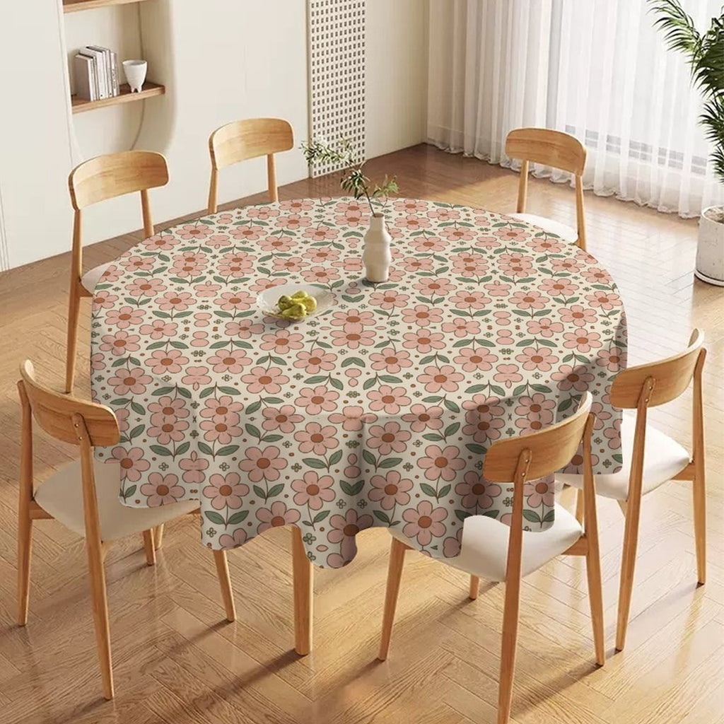 Round Tablecloth on Round Table
