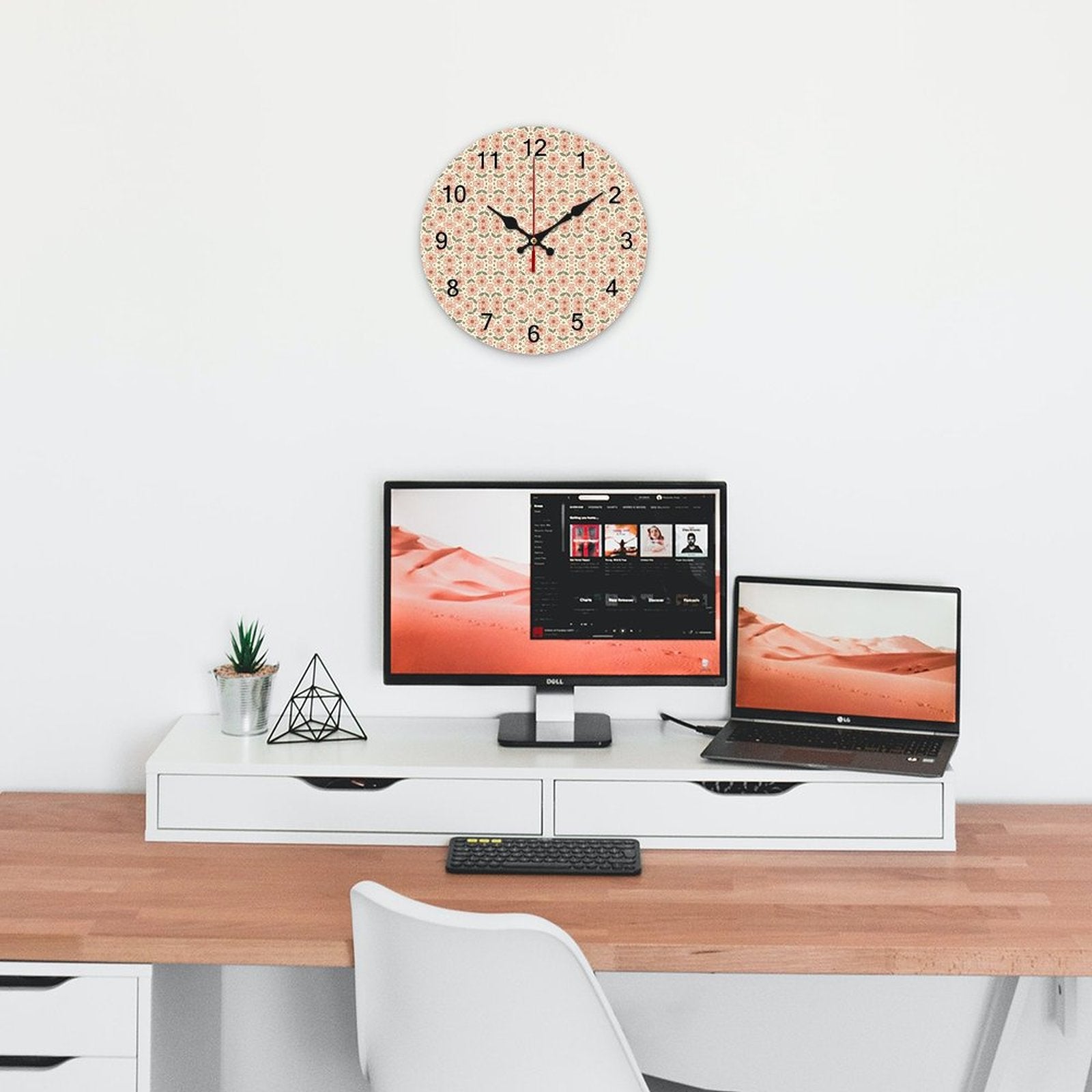 Concise Silent Wooden Wall Clock-9.84"x9.84"/ 25x25cm